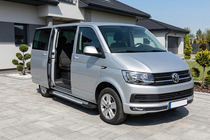 Volkswagen T6 2015–2024 Sidosteg Line (2 st, aluminium) Kort hjulbas foto 1