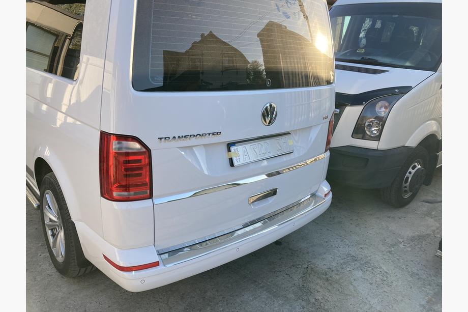 Volkswagen T6 2015–2024 List under registreringsskylt (rostfritt stål) Image