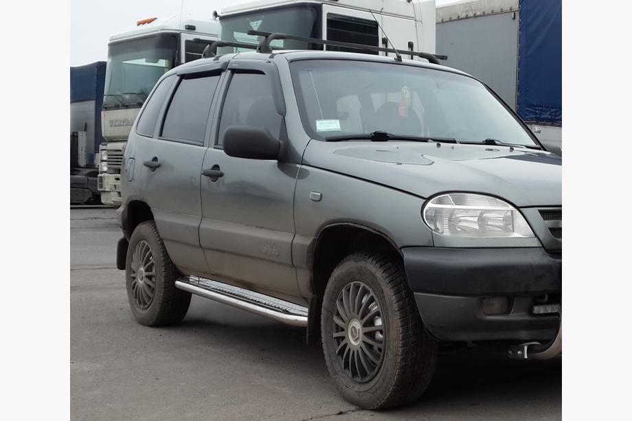 Chevrolet Niva 1998–2020 Sidosteg Premium (2 st, rostfritt) Ø60 mm Image