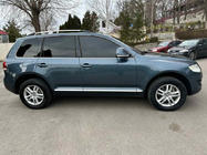 Volkswagen Touareg 2002–2010 Takräcken i krom (plastfötter) Metallfot foto 8