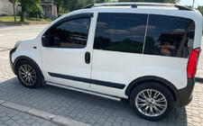 Peugeot Bipper 2008–2017 Hjulhuslister (4 st, svarta) foto 9