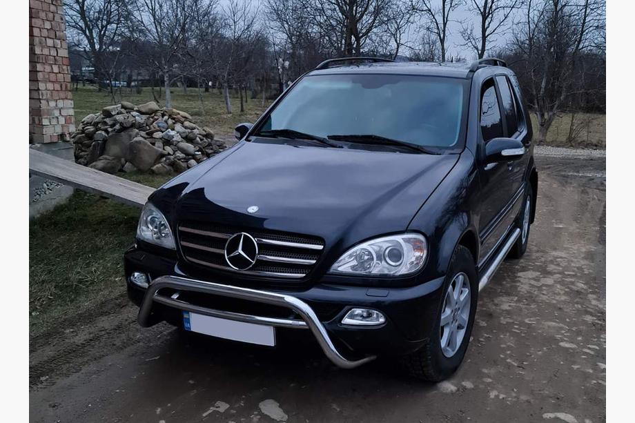 Mercedes ML W163 1997–2005 Lister för grillkant (5 st, rostfritt) Foto 2