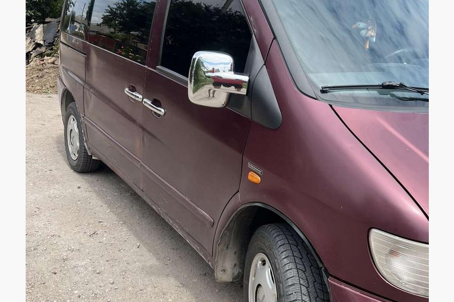 Mercedes Vito W638 1996–2003 Dörrhandtagsskydd (rostfritt stål) 3 st. OmsaLine – italienskt rostfritt stål Image
