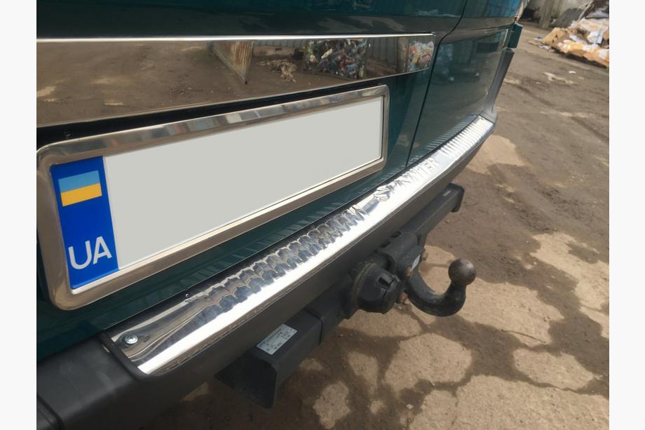 Volkswagen Crafter 2006–2016 Dekorlist ovanför registreringsskylten (rostfritt stål) OmsaLine – italienskt rostfritt stål Foto 3