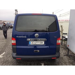 List ovanför registreringsskylten på bakluckan (rostfritt stål) Volkswagen T5 Caravelle 2004–2010 foto 2