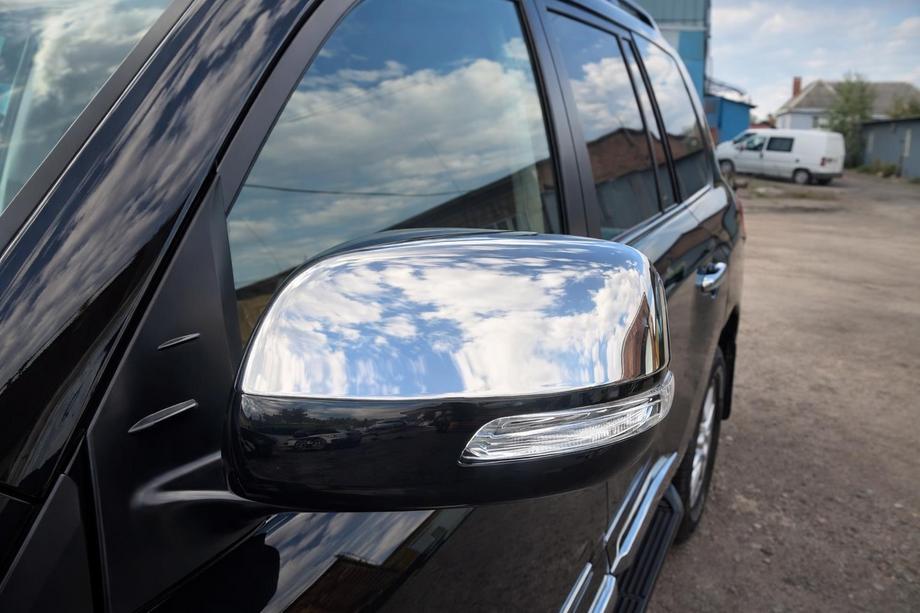 Toyota Land Cruiser Prado 150 2009–2023 Spegelkåpor (2 st, rostfritt stål) Carmos – turkiskt rostfritt stål Image
