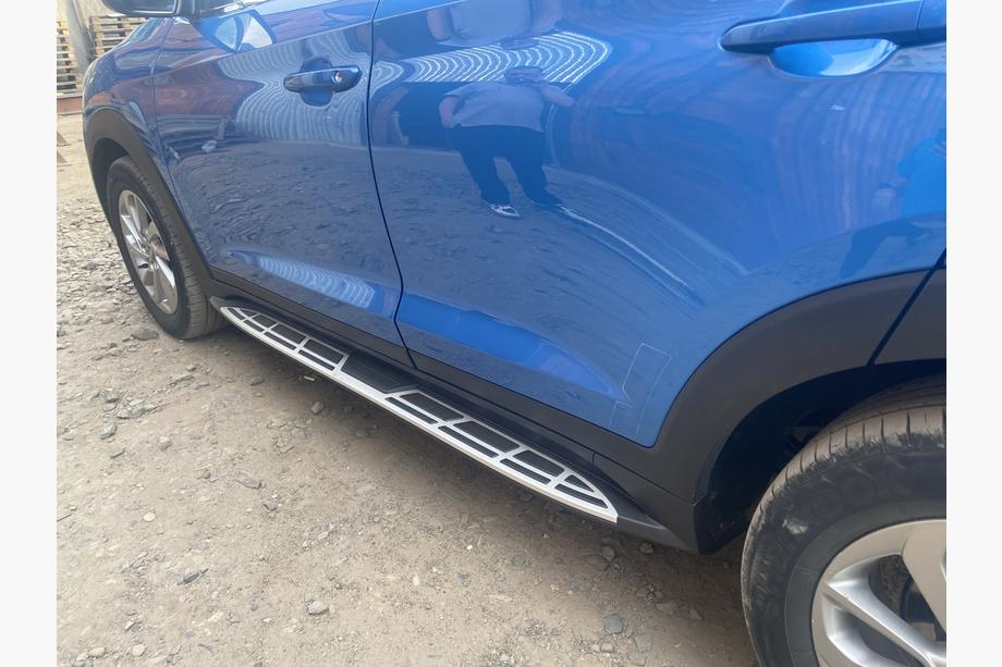Hyundai Tucson TL 2016–2021 Sidosteg Originaldesign V1 (2 st) Image