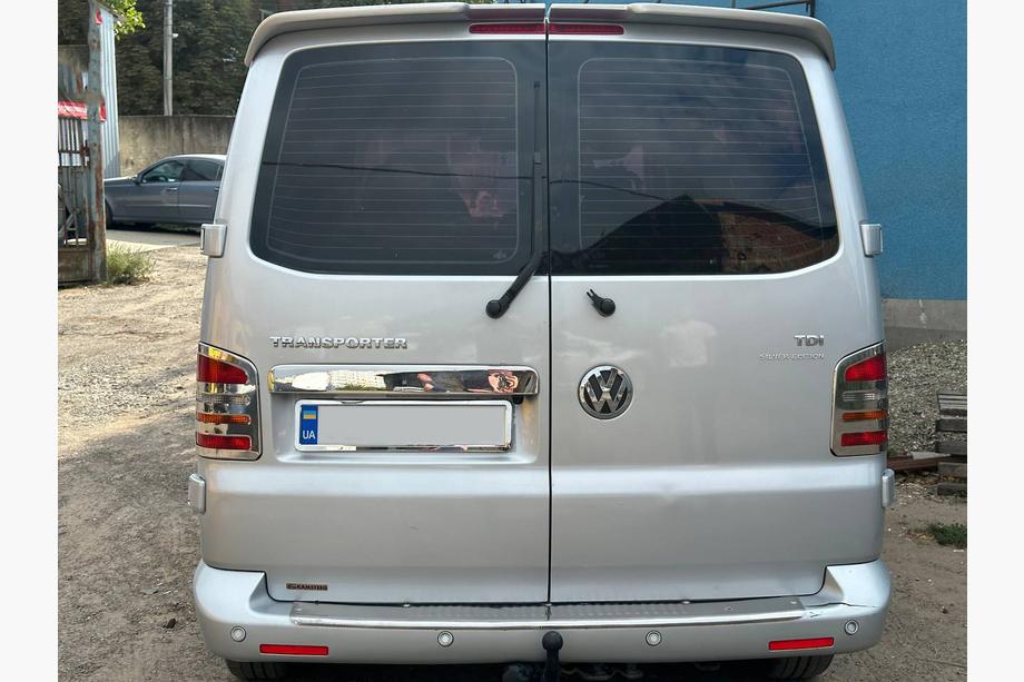 Volkswagen T5 Transporter 2003–2010 Bakljusdekorer i rostfritt stål (2 st) 1 dörr, Carmos – turkiskt stål Foto 5