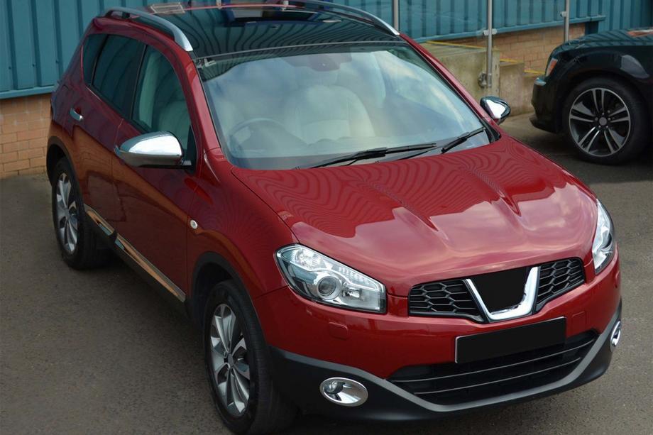 Nissan Qashqai 2010–2014 Dimljusramar med urtag (2 st, plast) Image