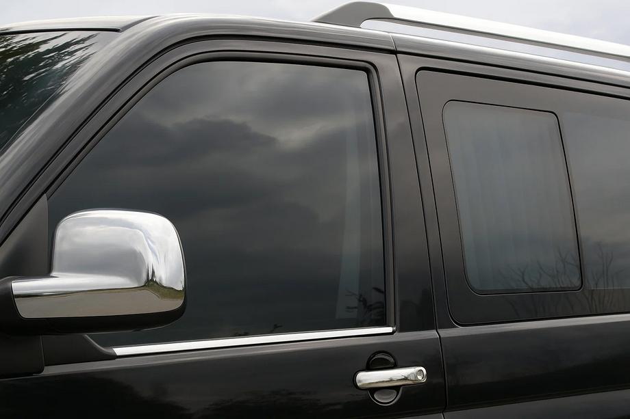 Volkswagen T5 Caravelle 2004–2010 Fönsterlister (2 st, stål) Image
