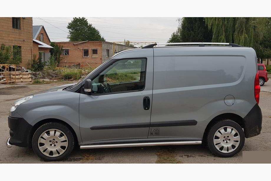 Fiat Doblo II 2010–2022 Sidorör (2 st, rostfritt) 60 mm, standardfäste Foto 3