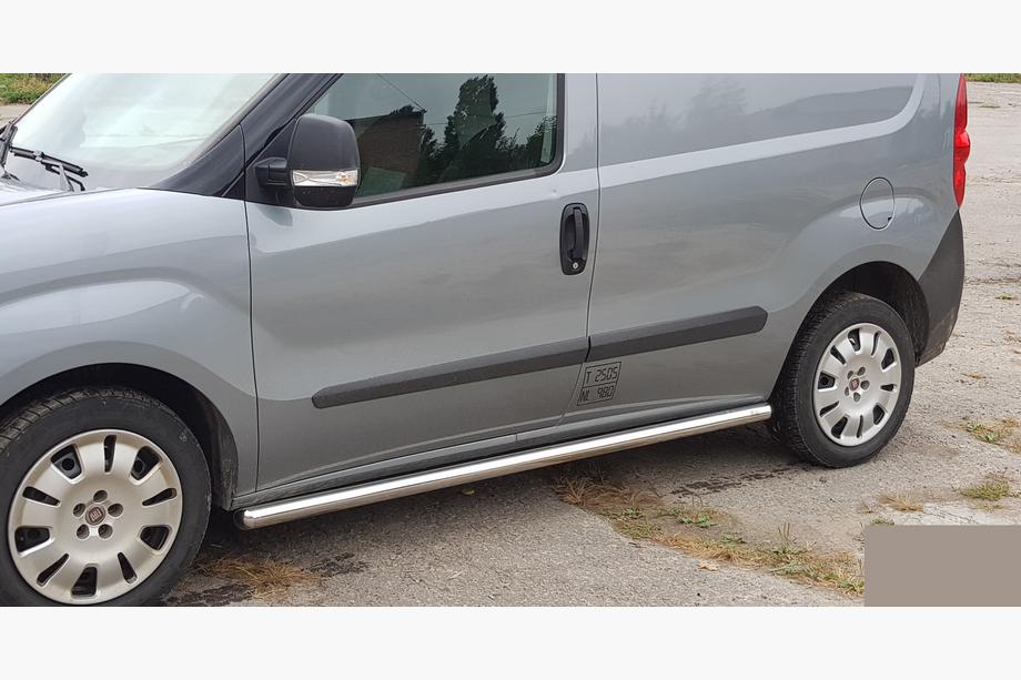 Fiat Doblo II 2010–2022 Sidorör (2 st, rostfritt) 60 mm, standardfäste Foto 4