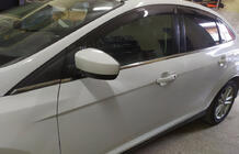 Ford Focus III 2011–2017 Nedre kromlister för fönster (8 st, rostfritt stål) foto 12