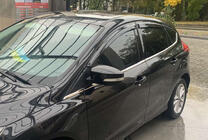 Ford Focus III 2011–2017 Nedre kromlister för fönster (8 st, rostfritt stål) foto 2