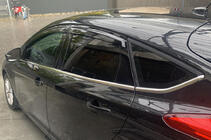 Ford Focus III 2011–2017 Nedre kromlister för fönster (8 st, rostfritt stål) foto 3