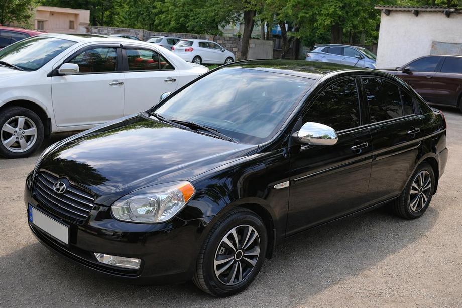 Hyundai Accent 2006–2010 Kromade spegelkåpor (2 st, plast) Image