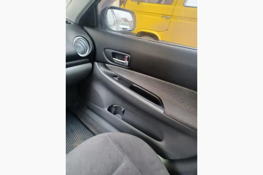 Mazda 6 2003–2008 Instrumentpanelskydd Foto 9