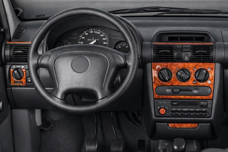 Opel Corsa B 1993–2004 Instrumentpanelskydd Aluminium Image