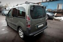 Peugeot Partner Tepee 2008–2018 Hörnramar för bakljus (2 st, plast) foto 3