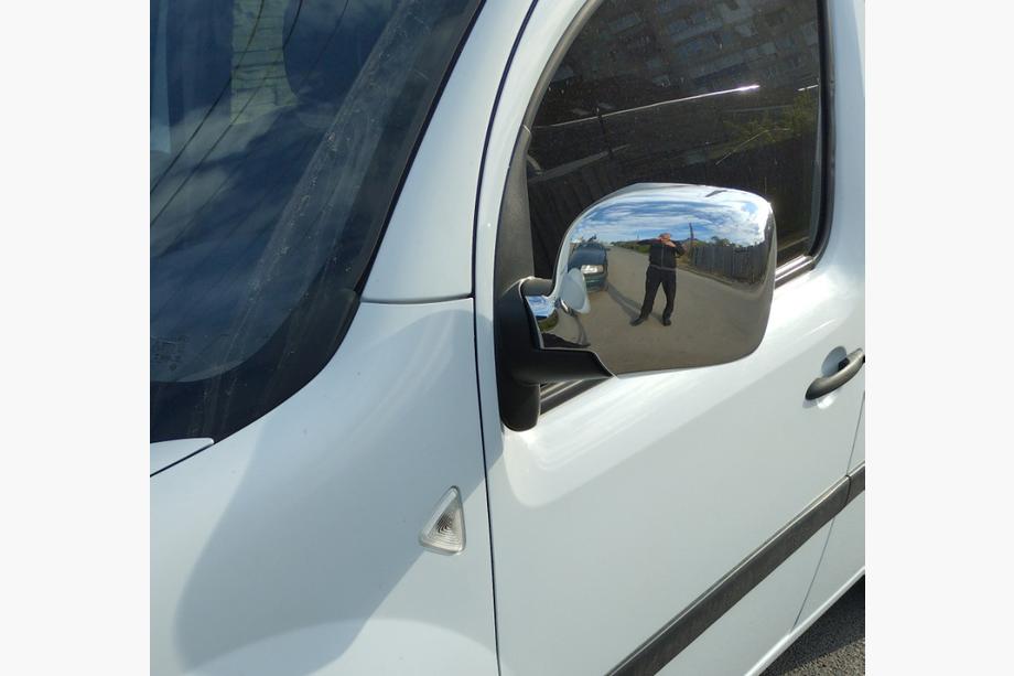 Renault Kangoo 2008–2020 Kromade spegelkåpor 2008-2013 (2 st) Foto 2