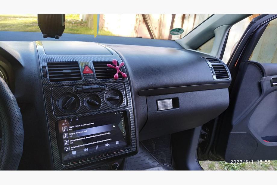 Volkswagen Touran 2003–2010 Instrumentpanelskydd Foto 11