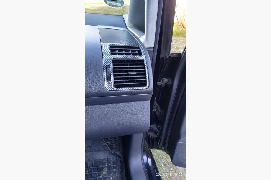 Volkswagen Touran 2003–2010 Instrumentpanelskydd Foto 16
