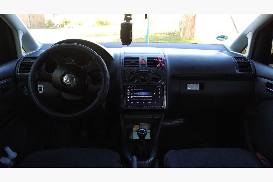 Volkswagen Touran 2003–2010 Instrumentpanelskydd Foto 18