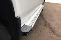 Volkswagen LT 1995–2006 Sidosteg Maya V2 (2 st, aluminium) foto 1