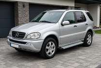 Mercedes ML W163 1997–2005 Sidosteg Maya V2 (2 st, aluminium) foto 1