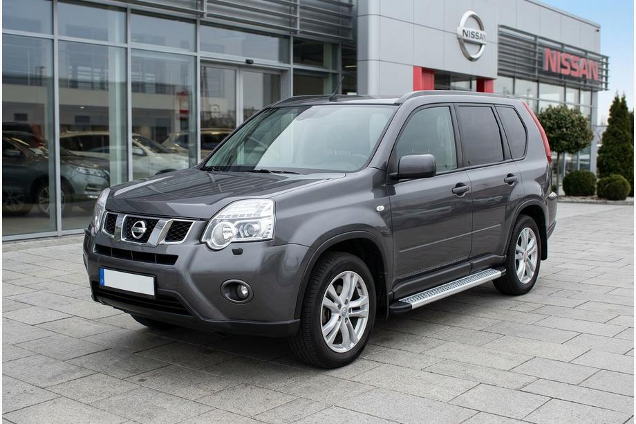 Nissan X-trail T31 2007–2014 Sidosteg Maya V2 (2 st, aluminium) Foto 1