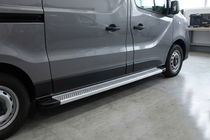 Renault Trafic 2001–2015 Sidosteg Maya V2 (2 st, aluminium) foto 1