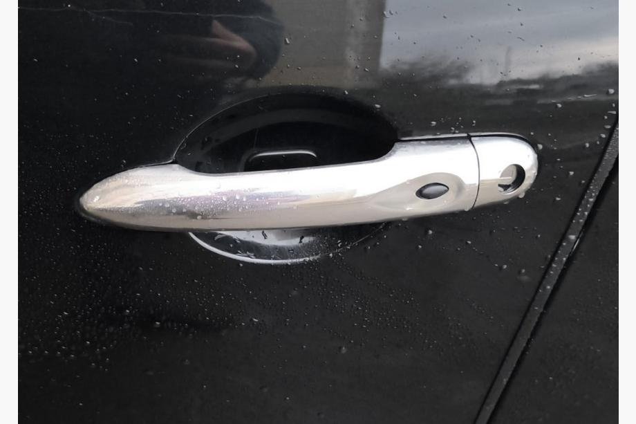 Renault Megane III 2009–2016 Dörrhandtagskåpor (4 st, rostfritt stål) Utan chip, OmsaLine - italienskt rostfritt stål Foto 3