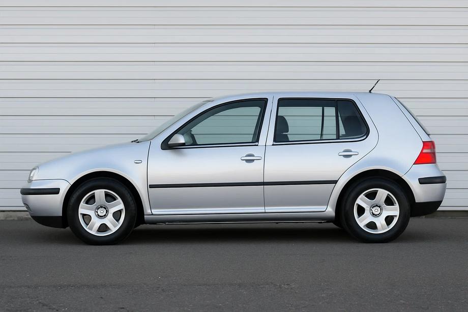 Volkswagen Golf 4 1997–2006 Yttre fönsterlister (4 st, rostfritt stål) Image