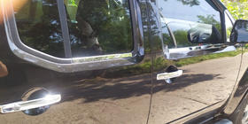 Nissan Navara 2006–2015 Yttre fönsterlister (4 st, rostfritt) foto 5