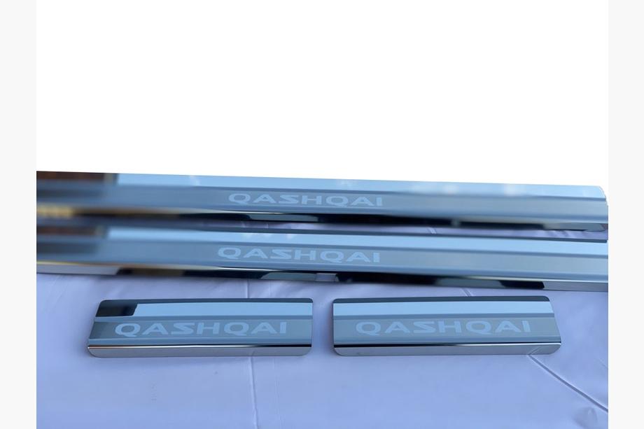 Nissan Qashqai 2010–2014 Instegslister Nataniko (4 st, rostfritt stål) Image