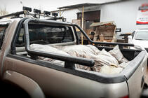 Volkswagen Amarok 2010–2022 Flakbåge (svart) foto 2