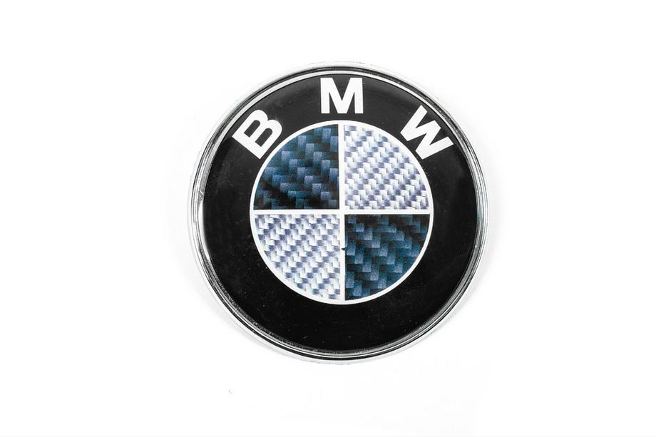BMW Kolfiberemblem, Turkiet (Ø 74 mm) Image