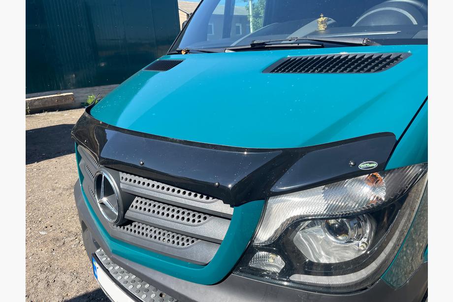 Mercedes Sprinter W906 2006–2018 Huvdeflektor 2013+ (V1, EuroCap) Foto 6