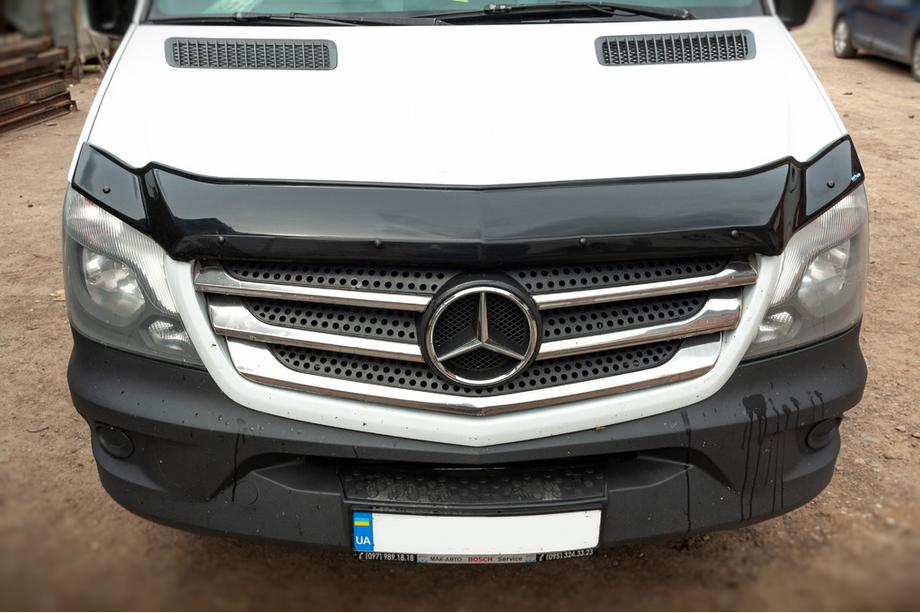 Mercedes Sprinter W906 2006–2018 Huvdeflektor 2013+ (V1, EuroCap) Foto 3