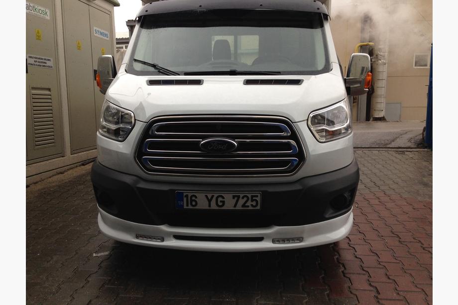 Ford Transit 2014– Frontläpp till stötfångare Ince (2014-2019, för lackering) Image