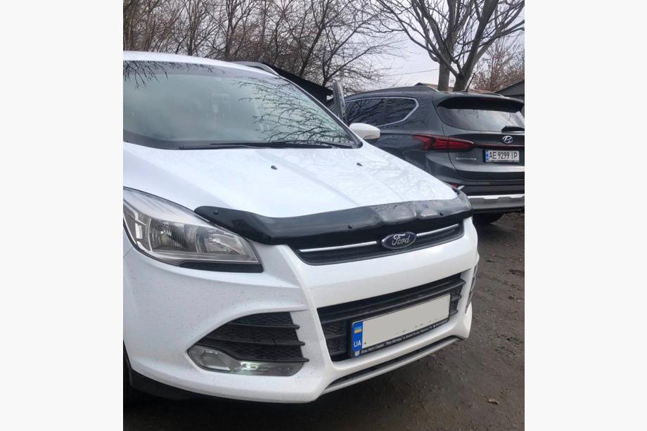 Ford Kuga/Escape 2013–2019 Huvdeflektor 2013-2016 EuroCap Image