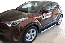 Toyota C-HR 2016–2023 Sidosteg Fullmond (2 st, aluminium) foto 1