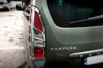 Citroen Berlingo 2008–2018 Hörnramar för bakljus (2 st, plast) foto 2