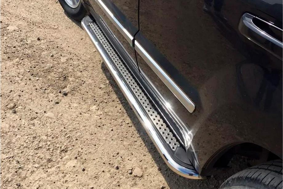 Jeep Grand Cherokee WK 2004–2010 Sidosteg Maydos V2 (2 st, rostfritt stål) Image