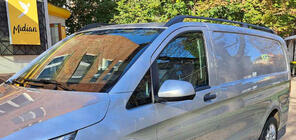 Mercedes Vito/V-klass W447 2014– Svarta takrails ELITE (plastfötter) Mellanlång hjulbas (LONG) foto 17