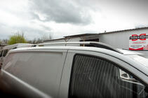Mercedes Vito/V-klass W447 2014– Takrails ELITE krom (plastfot) Kort hjulbas (Short, Compact) foto 2