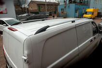 Mercedes Vito/V-klass W447 2014– Takrails ELITE krom (plastfot) Kort hjulbas (Short, Compact) foto 3