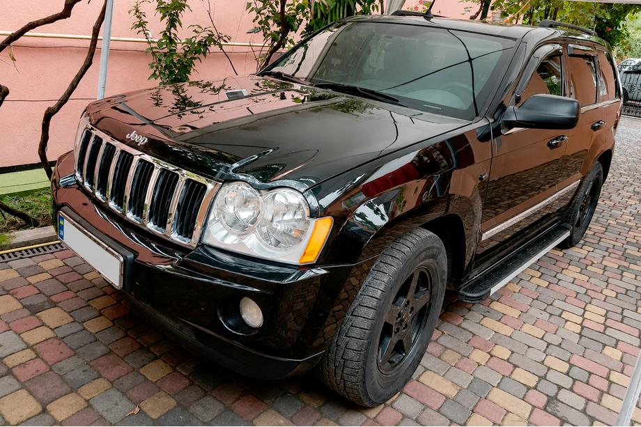 Jeep Grand Cherokee WK 2004–2010 Sidosteg Maya V1 (2 st, aluminium) Image