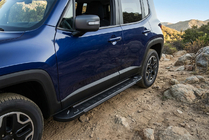 Jeep Renegade 2014– Sidosteg RedLine Black (2 st, aluminium) foto 1