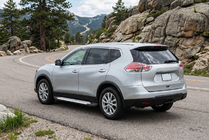 Nissan X-trail T32/Rogue 2014–2021 Sidosteg Allmond Grey (2 st, aluminium) foto 1